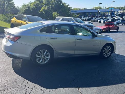 Used 2019 Chevrolet Malibu LT FWD image 7