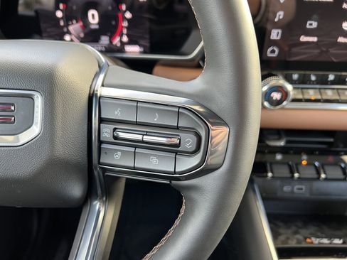 Used 2023 GMC Canyon AT4 w/ AT4 Premium Package image 24