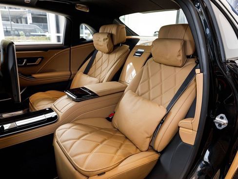 Used 2023 Mercedes-Benz Maybach S 680 4MATIC image 20