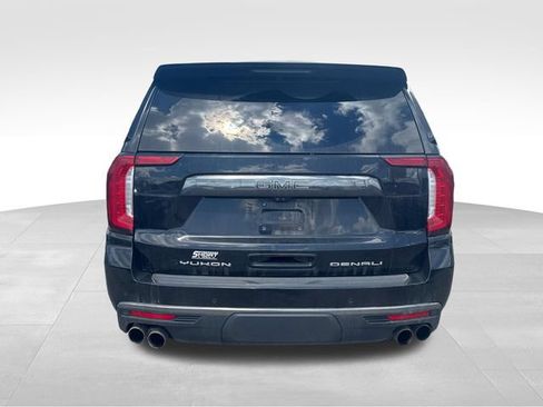 Used 2023 GMC Yukon XL Denali Ultimate w/ LPO, Floor Liner Package AWD/4WD image 6
