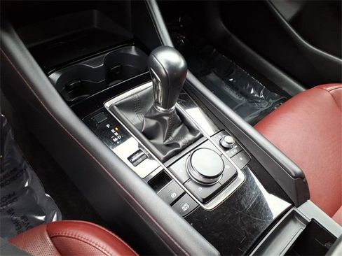 Used 2024 MAZDA MAZDA3 s image 21