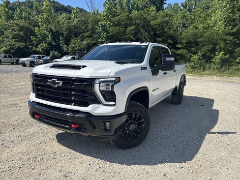 New 2026 Chevrolet Silverado 2500 LT w/ Trail Boss Package AWD/4WD image 10