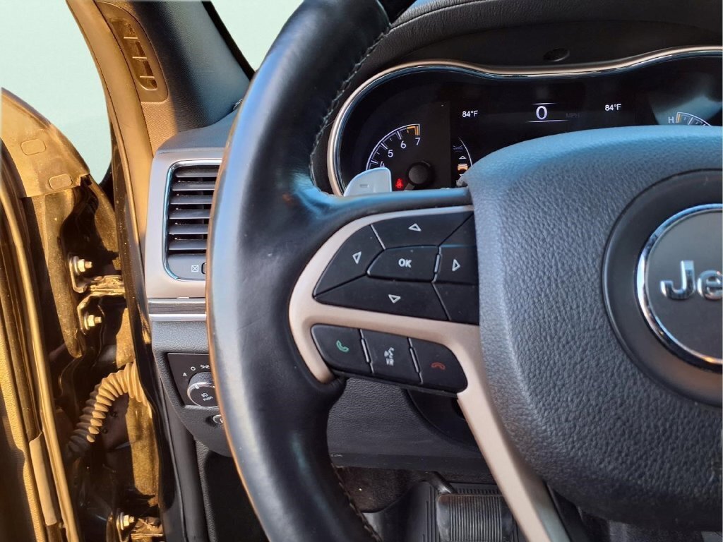 Used 2017 Jeep Grand Cherokee Overland AWD/4WD image 20