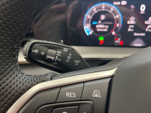 New 2026 Volkswagen Tiguan SE R-Line AWD/4WD image 20