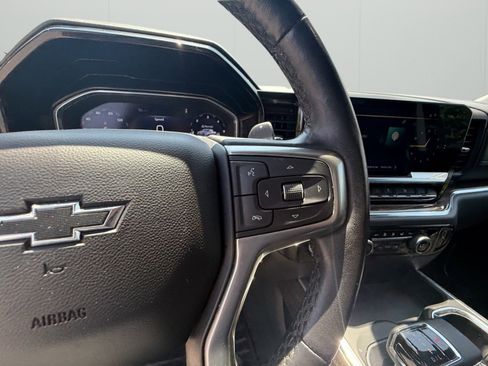 Used 2023 Chevrolet Silverado 1500 RST AWD/4WD image 17