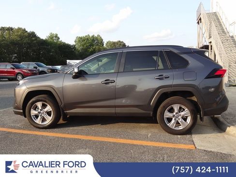 Used 2025 Toyota RAV4 XLE w/ Convenience Package AWD/4WD image 3