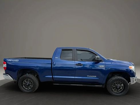 Used 2015 Toyota Tundra SR5 w/ TRD Off Road Package AWD/4WD image 6