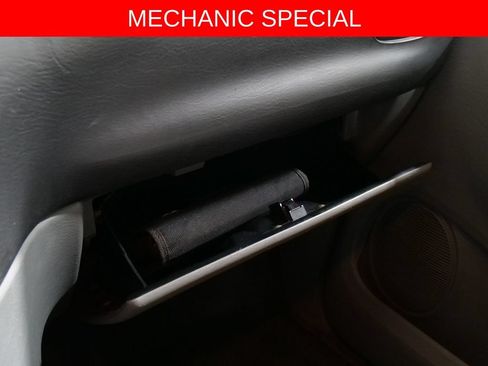 Used 2007 Dodge Caravan SXT w/ Popular Equipment Group I FWD image 29