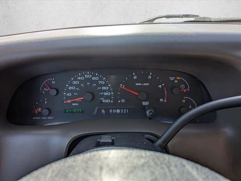 Used 2003 Ford F250 XLT image 10