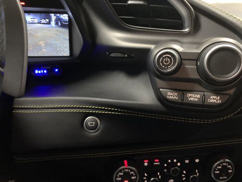 Used 2017 Ferrari 488 Spider image 29