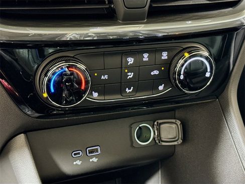 New 2026 Buick Encore GX Sport Touring w/ Advanced Technology Package image 9