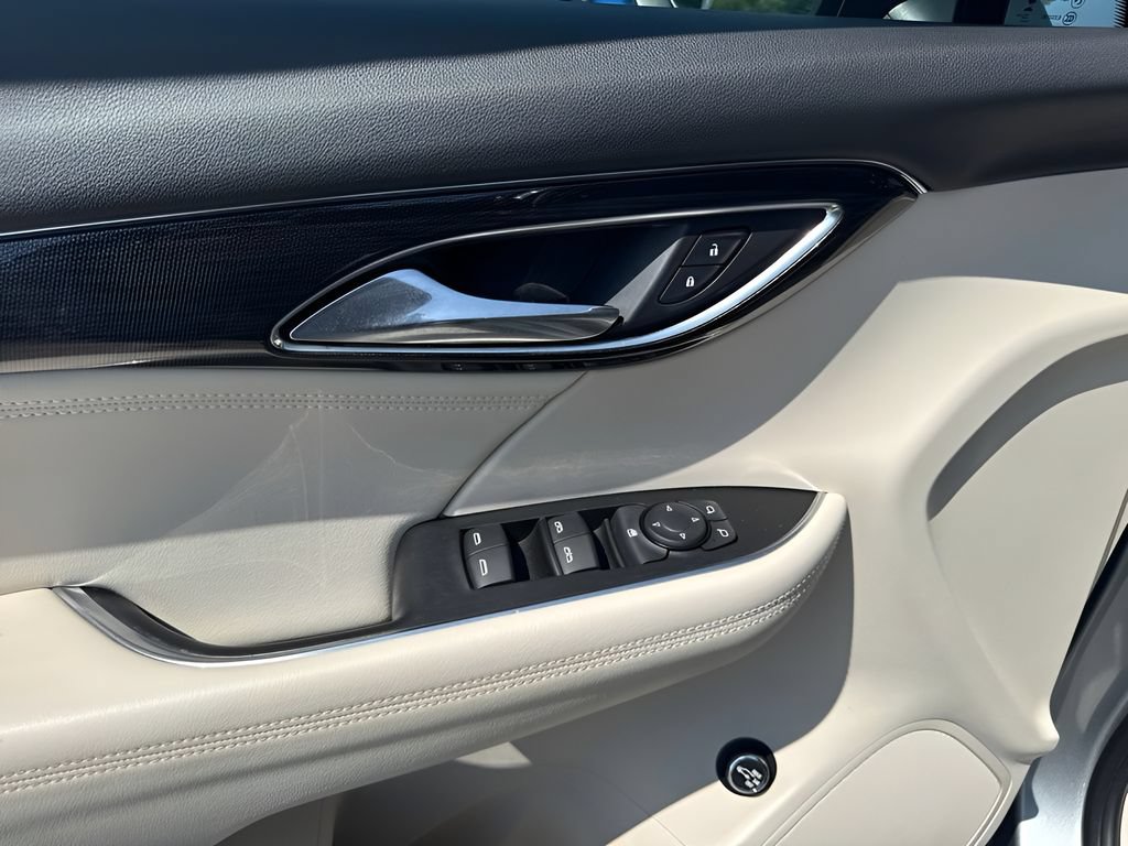Used 2023 Buick Envision Preferred AWD/4WD image 20