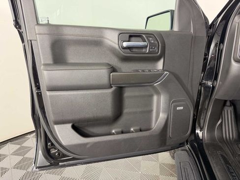 Used 2021 GMC Sierra 1500 AT4 w/ AT4 Value Package AWD/4WD image 8