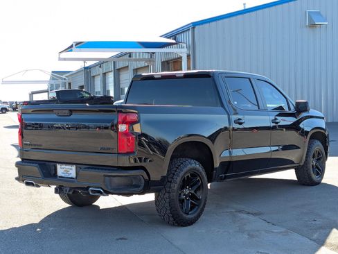 Used 2023 Chevrolet Silverado 1500 RST image 3