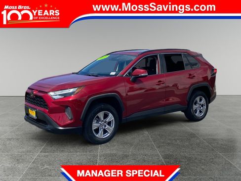 Used 2022 Toyota RAV4 XLE w/ Convenience Package FWD image 1