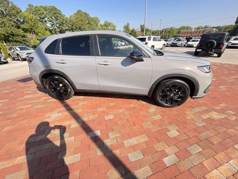 Certified 2024 Honda HR-V Sport image 37