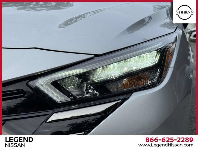 Used 2025 Nissan Versa SR w/ Trunk Package FWD image 10