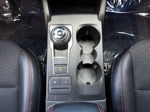 Used 2025 Ford Escape ST-Line FWD image 15