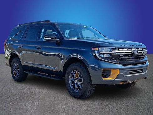 New 2026 Ford Expedition Tremor image 2