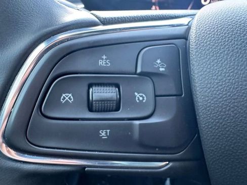 Used 2025 Buick Envista Sport Touring w/ Advanced Safety Package image 7