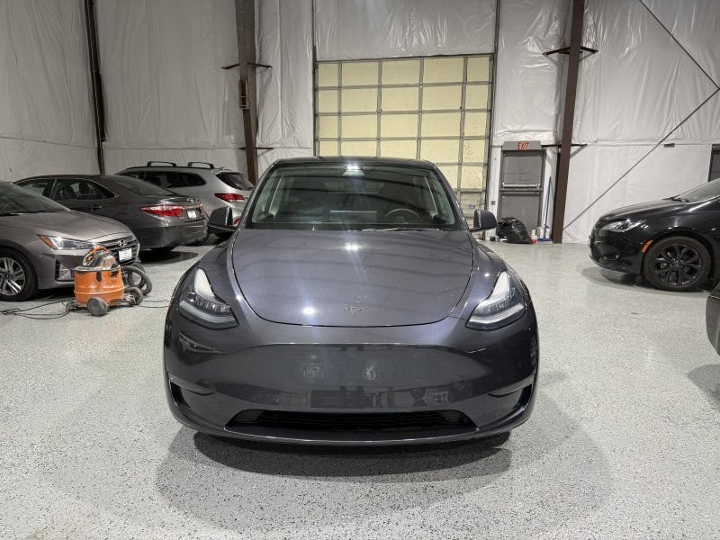 Used 2021 Tesla Model Y Long Range AWD/4WD image 22