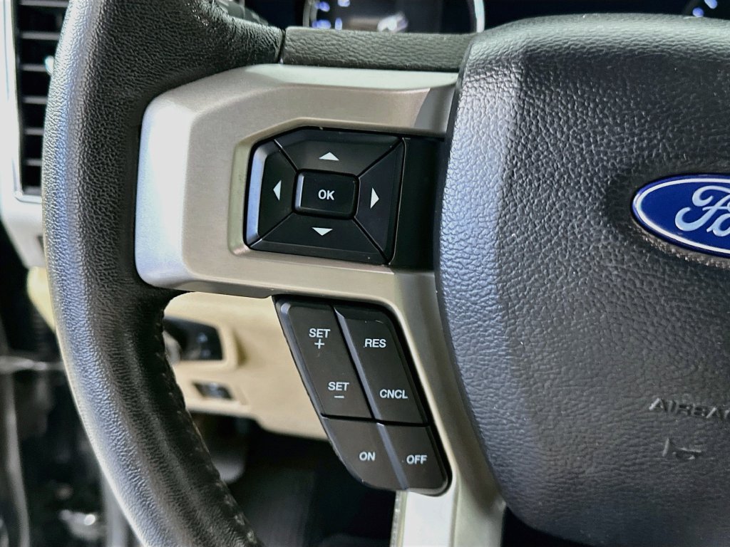 Used 2020 Ford F350 Lariat w/ Lariat Ultimate Package AWD/4WD image 25