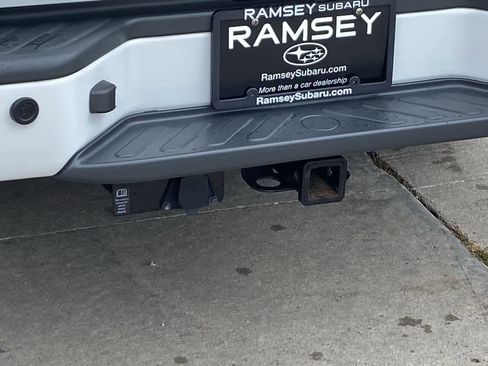 Used 2020 Nissan Frontier PRO-4X w/ Pro-4x Utility Package image 34