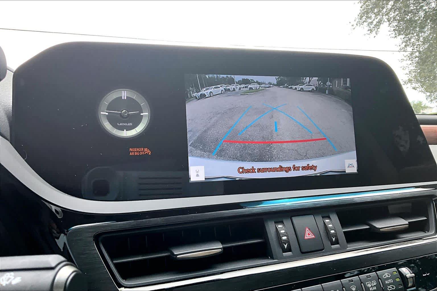 Used 2025 Lexus ES 350 w/ Premium Package FWD image 25