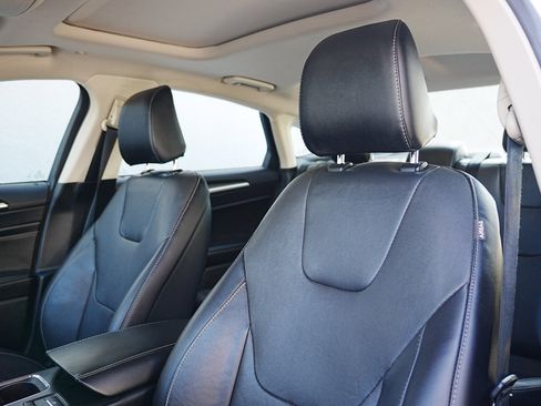 Used 2020 Ford Fusion Energi Titanium image 10