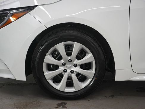 Used 2026 Toyota Corolla LE image 26