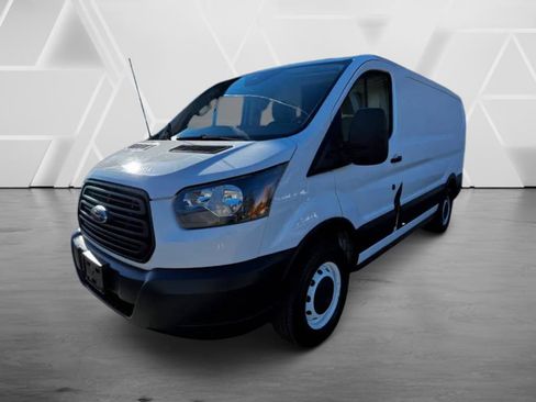 Used 2019 Ford Transit 150 130 Low Roof RWD image 2