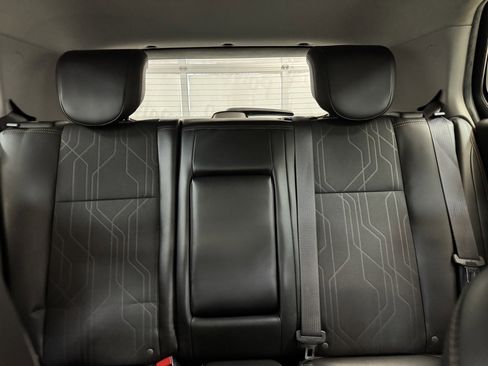 Used 2018 Chevrolet Trax LT w/ LT Convenience Package image 13