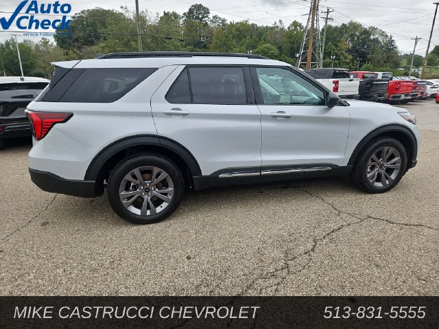 Used 2025 Ford Explorer Active w/ Active Comfort Package AWD/4WD image 6