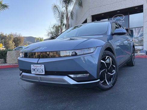 Used 2024 Hyundai Ioniq 5 SEL image 2