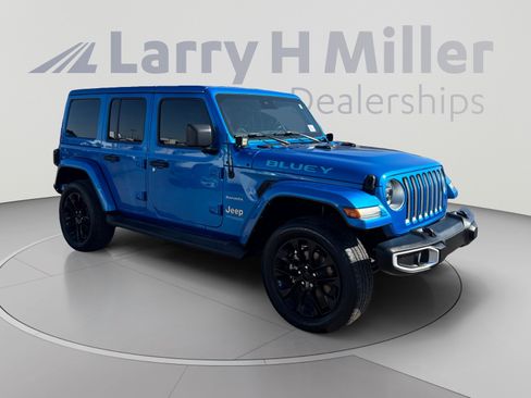 Used 2021 Jeep Wrangler Unlimited Sahara w/ Safety Group AWD/4WD image 7