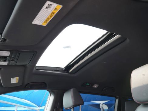 Used 2023 Honda Odyssey Sport image 13