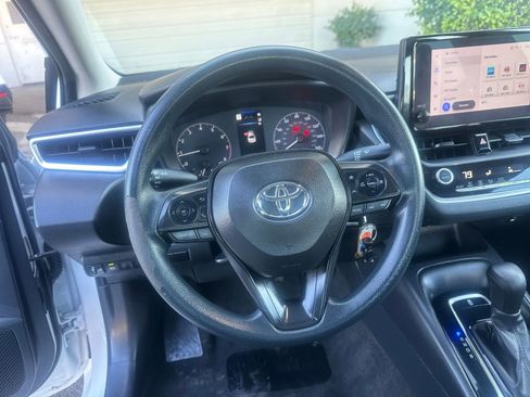 Used 2023 Toyota Corolla LE image 28
