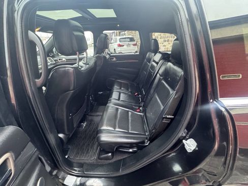 Used 2016 Jeep Grand Cherokee Overland w/ Advanced Technology Group image 13