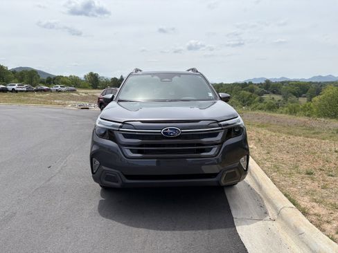 New 2026 Subaru Forester Touring AWD/4WD image 2