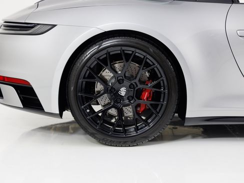 Used 2022 Porsche 911 Targa 4S AWD/4WD image 13