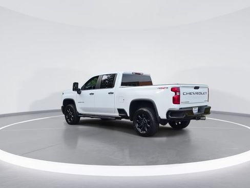 Used 2024 Chevrolet Silverado 2500 Custom w/ Custom Value Package AWD/4WD image 6