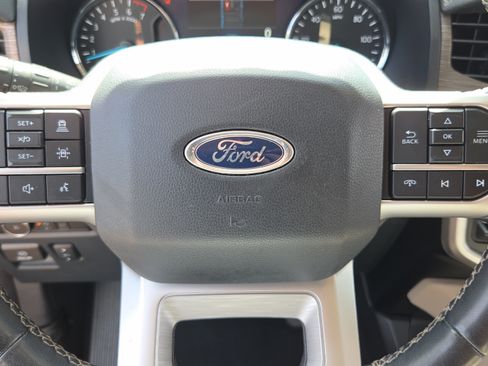 Used 2024 Ford Expedition Limited AWD/4WD image 25