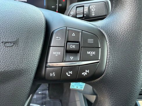 New 2025 Ford Maverick XL image 17