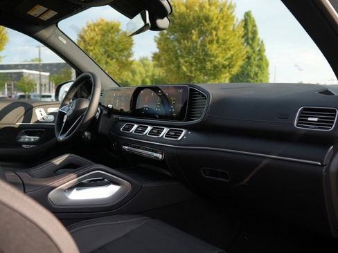 Certified 2026 Mercedes-Benz GLE 450 4MATIC image 43