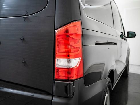 Used 2023 Mercedes-Benz Metris Passenger image 16