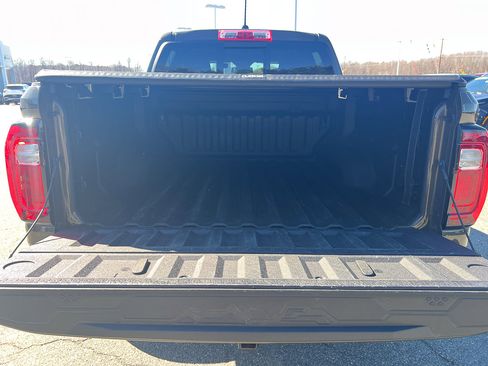 Used 2024 GMC Canyon AT4 image 6