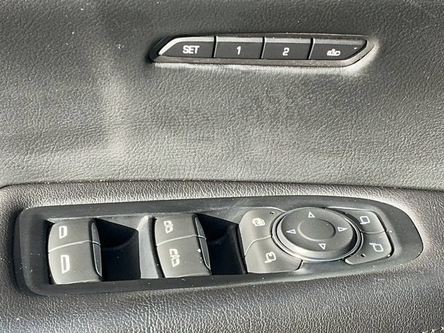Used 2018 Cadillac XT5 Premium Luxury AWD/4WD image 11