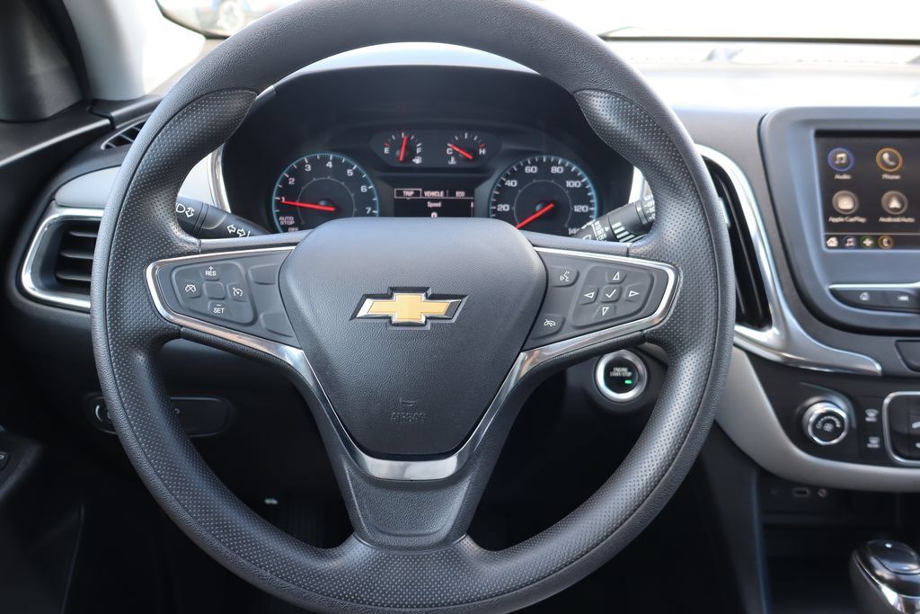 Used 2019 Chevrolet Equinox LS w/ LS Convenience Package AWD/4WD image 5