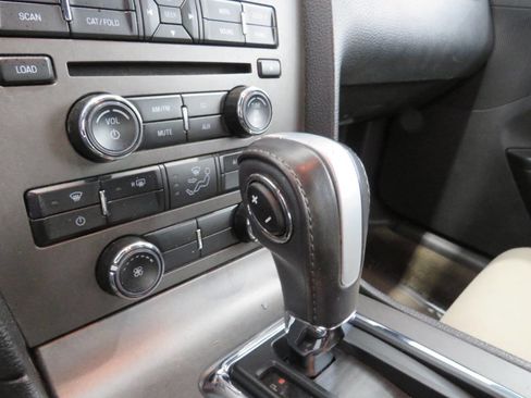 Used 2014 Ford Mustang V6 2dr Fastback image 17