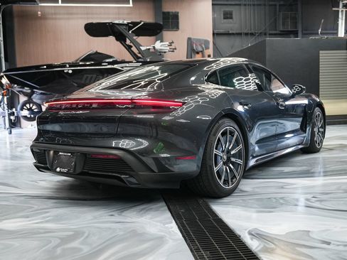 Used 2020 Porsche Taycan Turbo AWD/4WD image 6